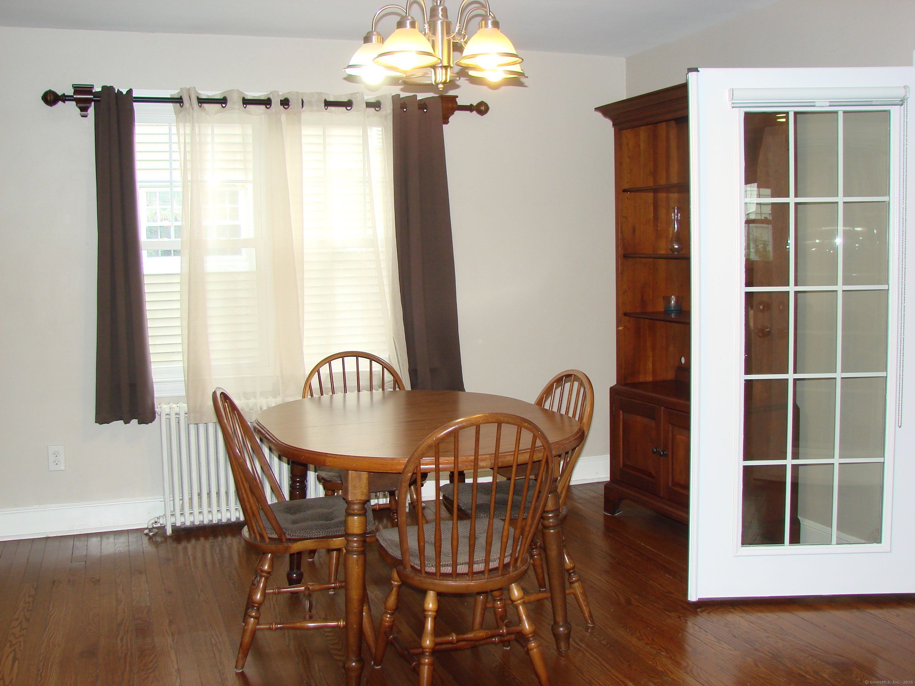 566 Savoy Street, Bridgeport, Connecticut image 9