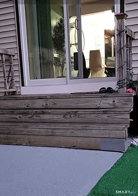 Tiny photo for 187 High Top Circle W #187, Hamden, CT 06514 (MLS # 24157036)