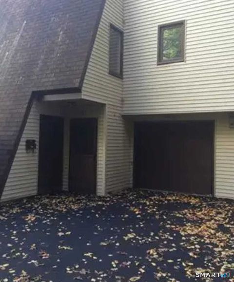 Tiny photo for 187 High Top Circle W #187, Hamden, CT 06514 (MLS # 24157036)