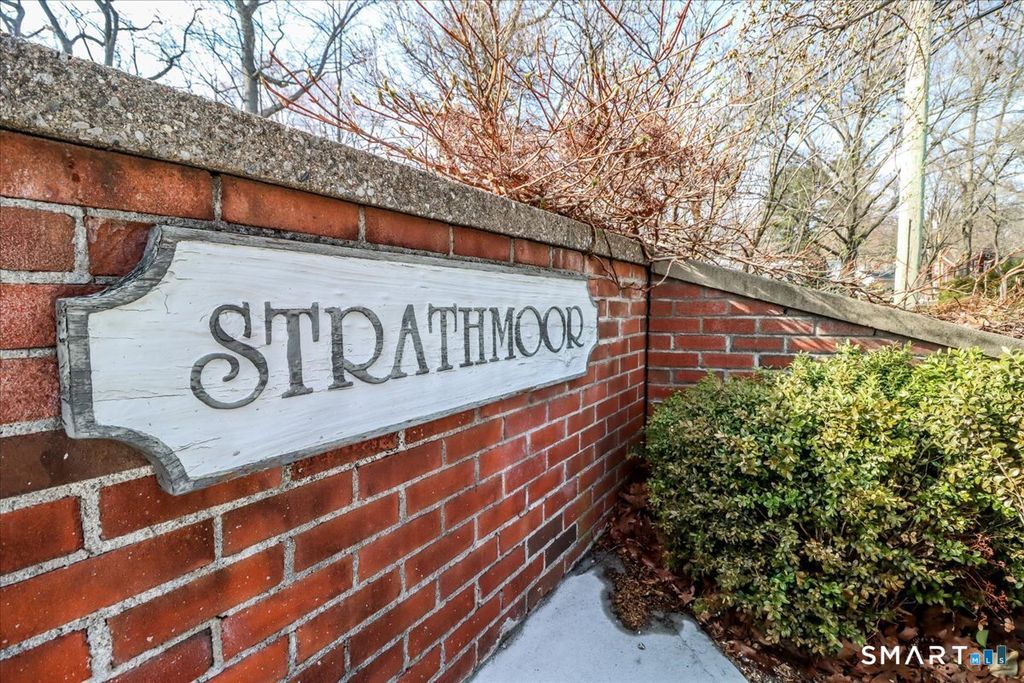 Photo of 160 Fairfield Woods Road #20, Fairfield, CT 06825 (MLS # 24161643)