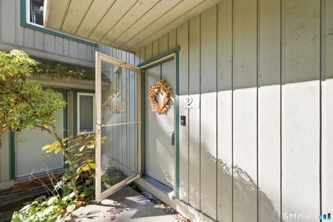 Tiny photo for 2 Talcott Glen Road #E, Farmington, CT 06032 (MLS # 24212902)
