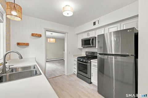Tiny photo for 2 Talcott Glen Road #E, Farmington, CT 06032 (MLS # 24212902)
