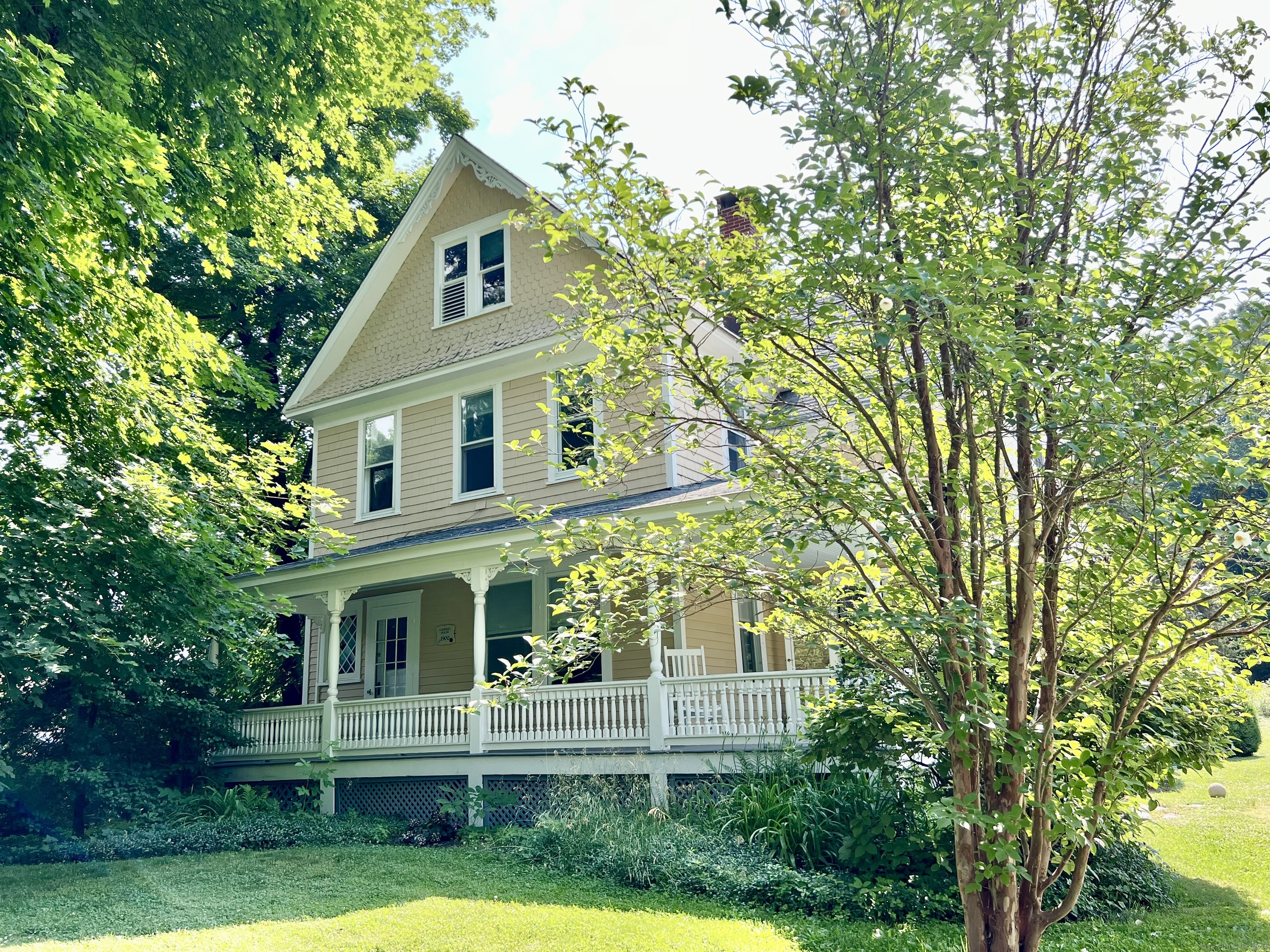 Photo 1 of 37 Cannon Road, Wilton, Connecticut, $4,900, Web #: 24027134