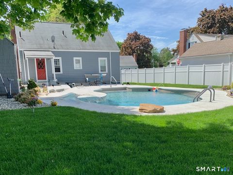 Tiny photo for 9 Robin Road, Manchester, CT 06042 (MLS # 24145932)