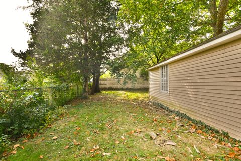 Tiny photo for 102 Brown Street, West Haven, CT 06516 (MLS # 24154347)