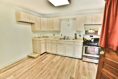 Tiny photo for 102 Brown Street, West Haven, CT 06516 (MLS # 24154347)