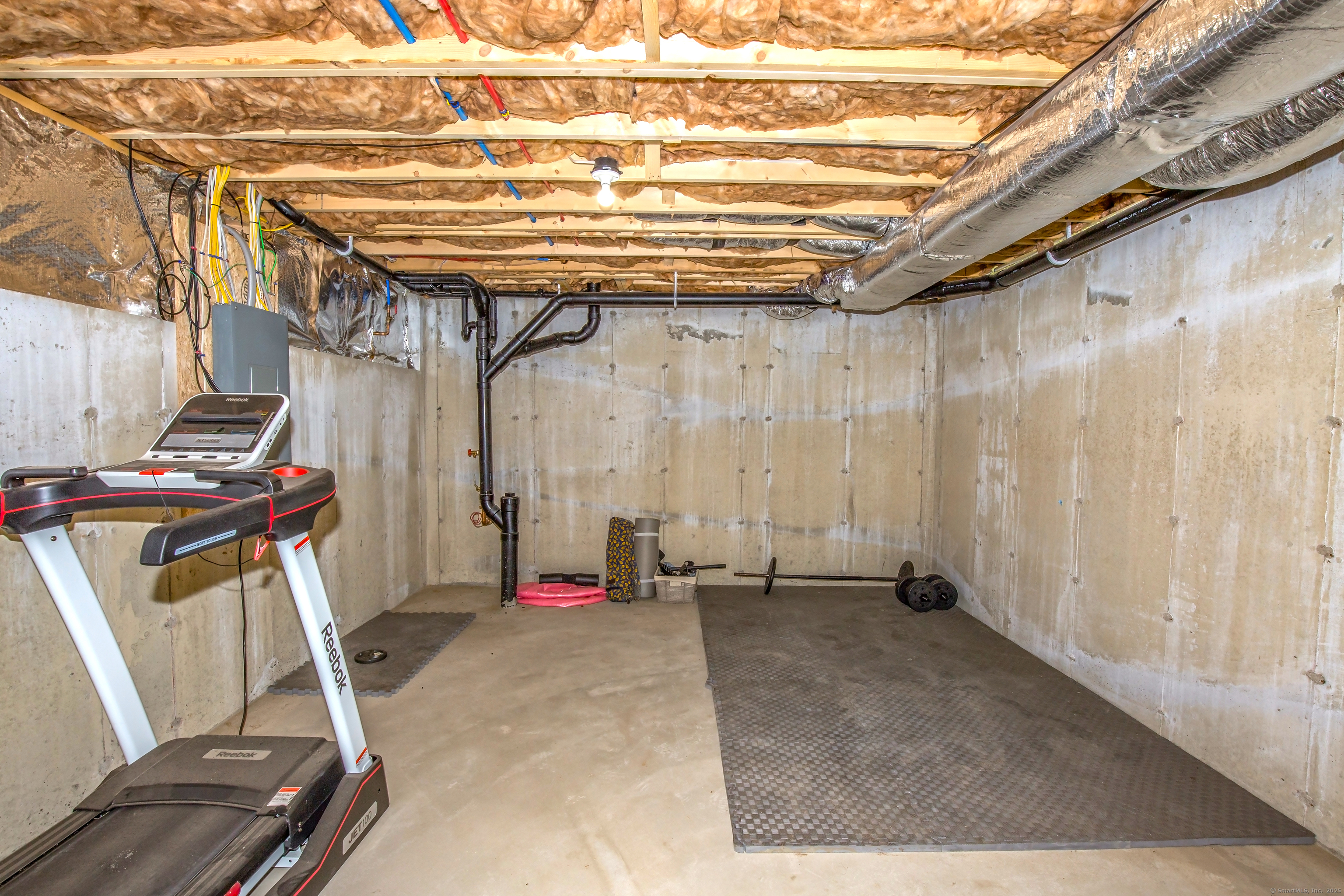 3 Henry Road, Enfield, Connecticut image 33