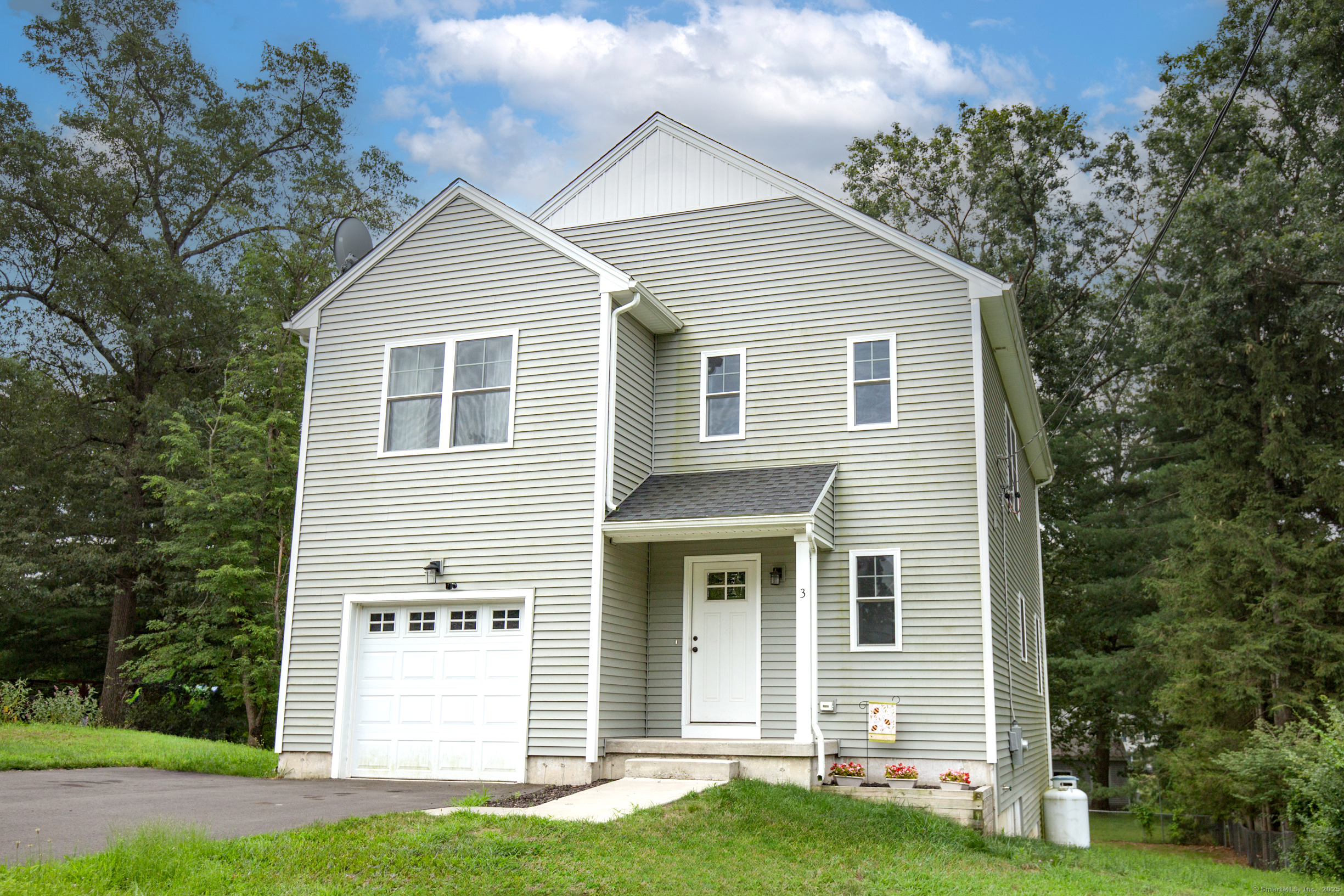3 Henry Road