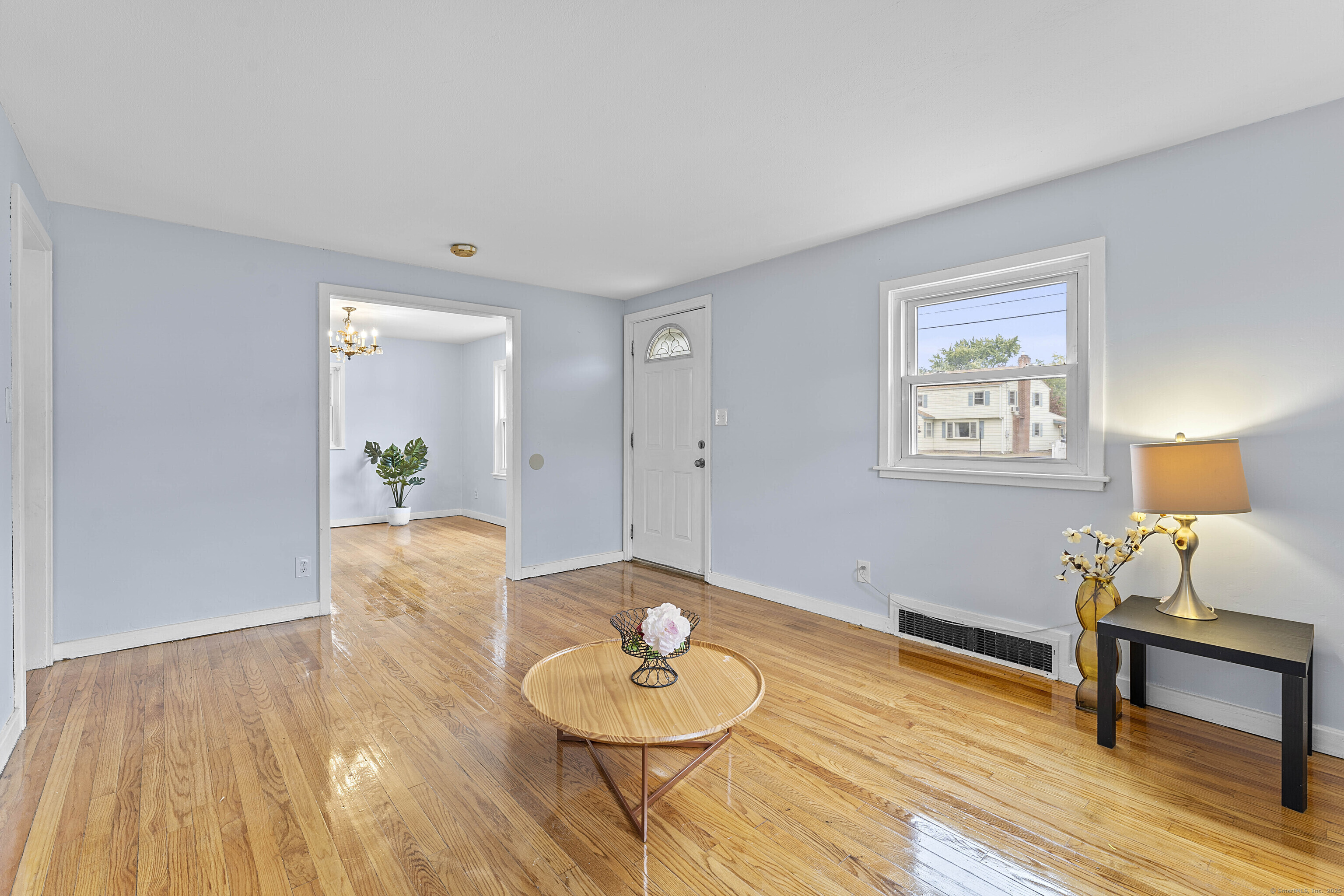 19 Martin Circle, East Hartford, Connecticut image 9