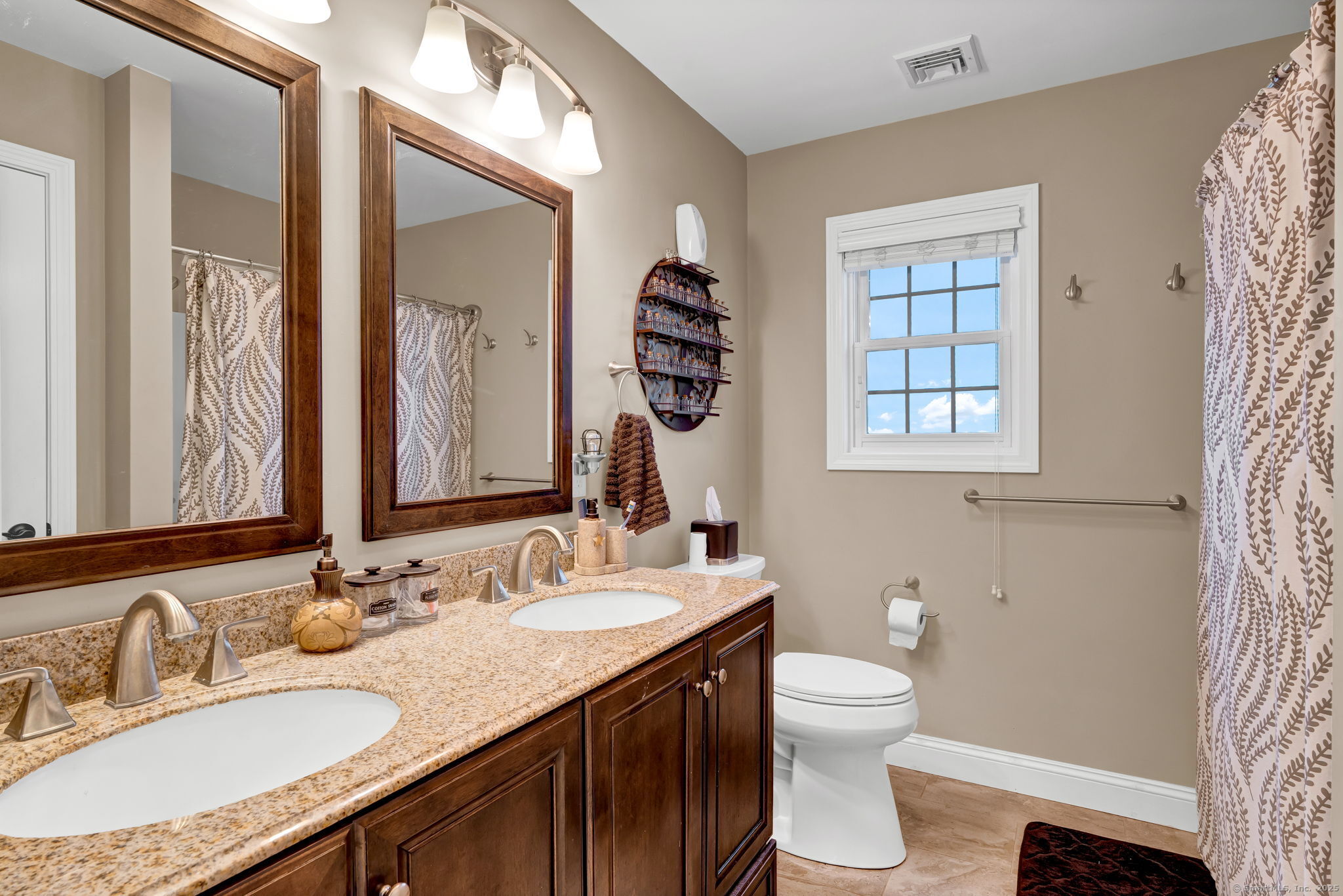 34 Watch Hill Drive, Middletown, Connecticut image 20