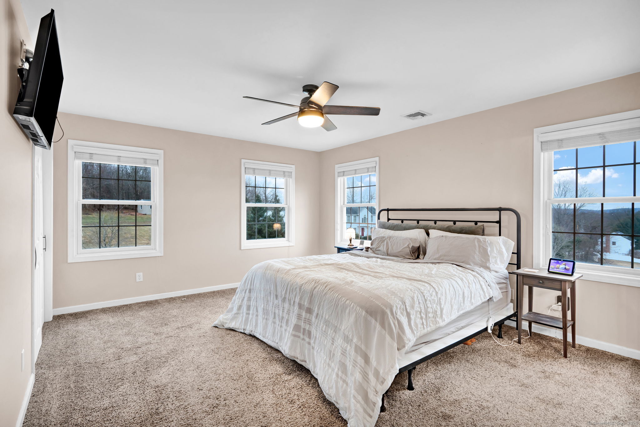 34 Watch Hill Drive, Middletown, Connecticut image 12
