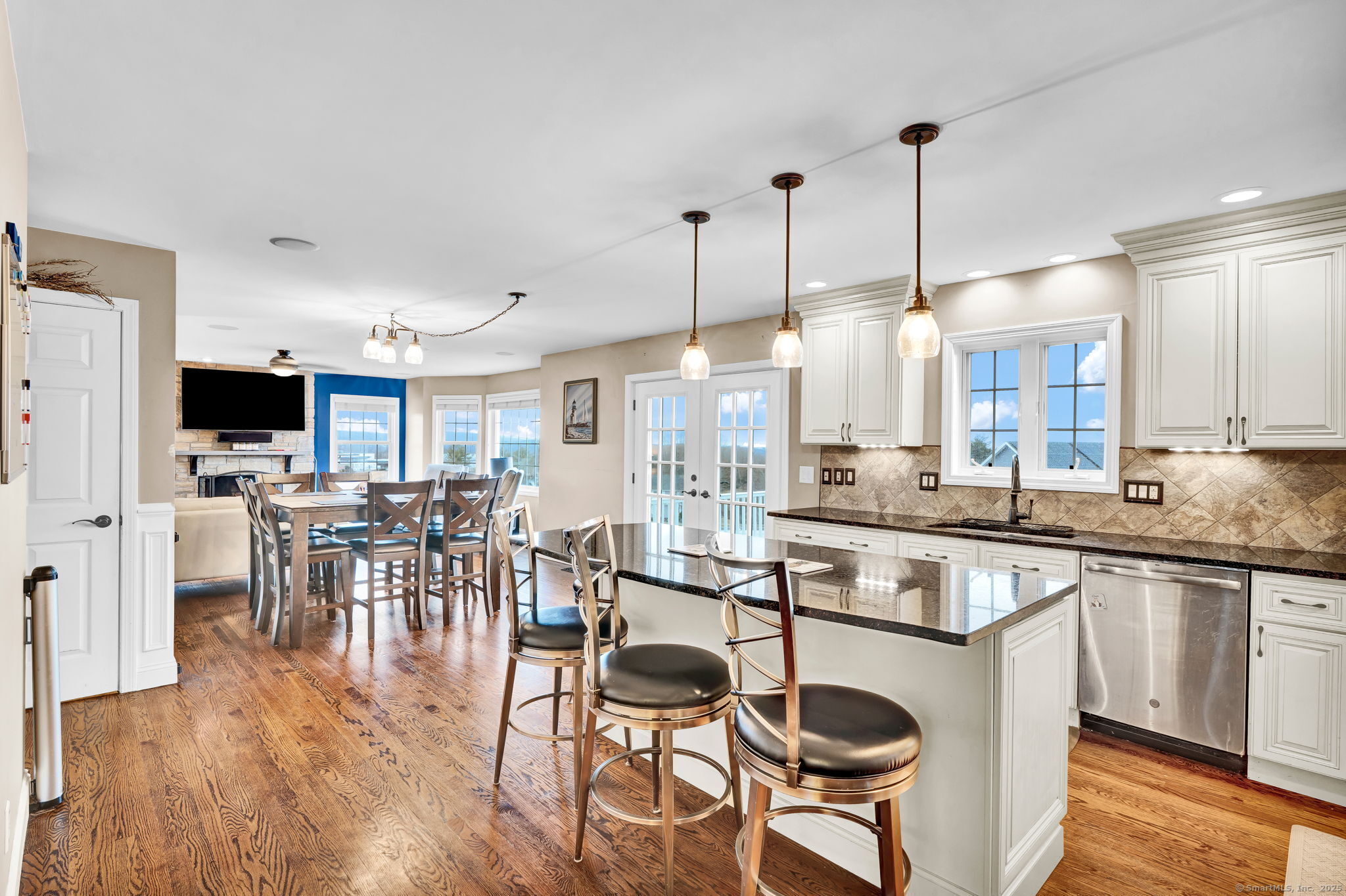 34 Watch Hill Drive, Middletown, Connecticut image 7