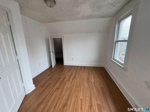 Tiny photo for 23 Harding Place #3, New Haven, CT 06511 (MLS # 24144892)