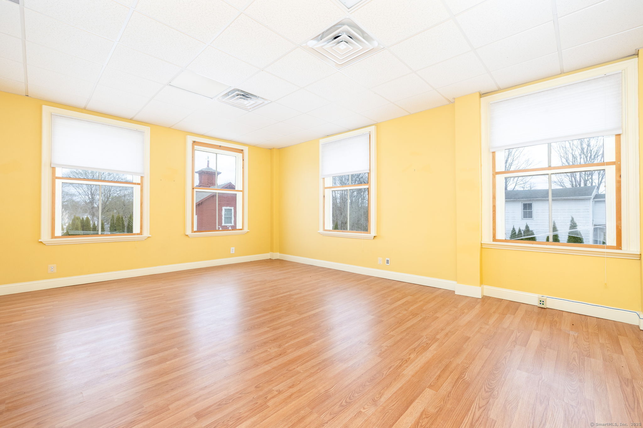 Colchester, Connecticut 06415, United States, ,3 BathroomsBathrooms,Commercial,Pending,112917