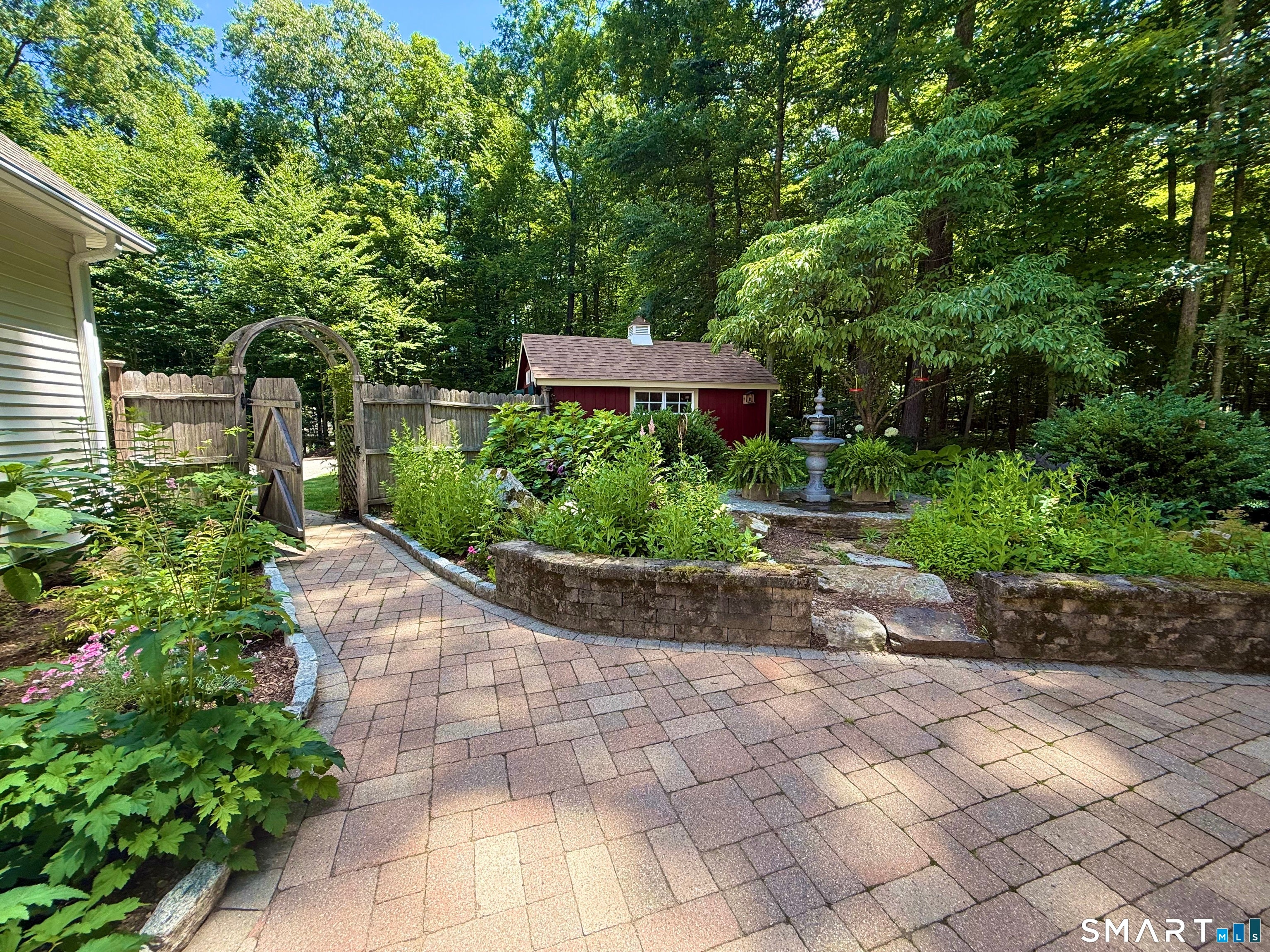 391 Squaw Hollow Road