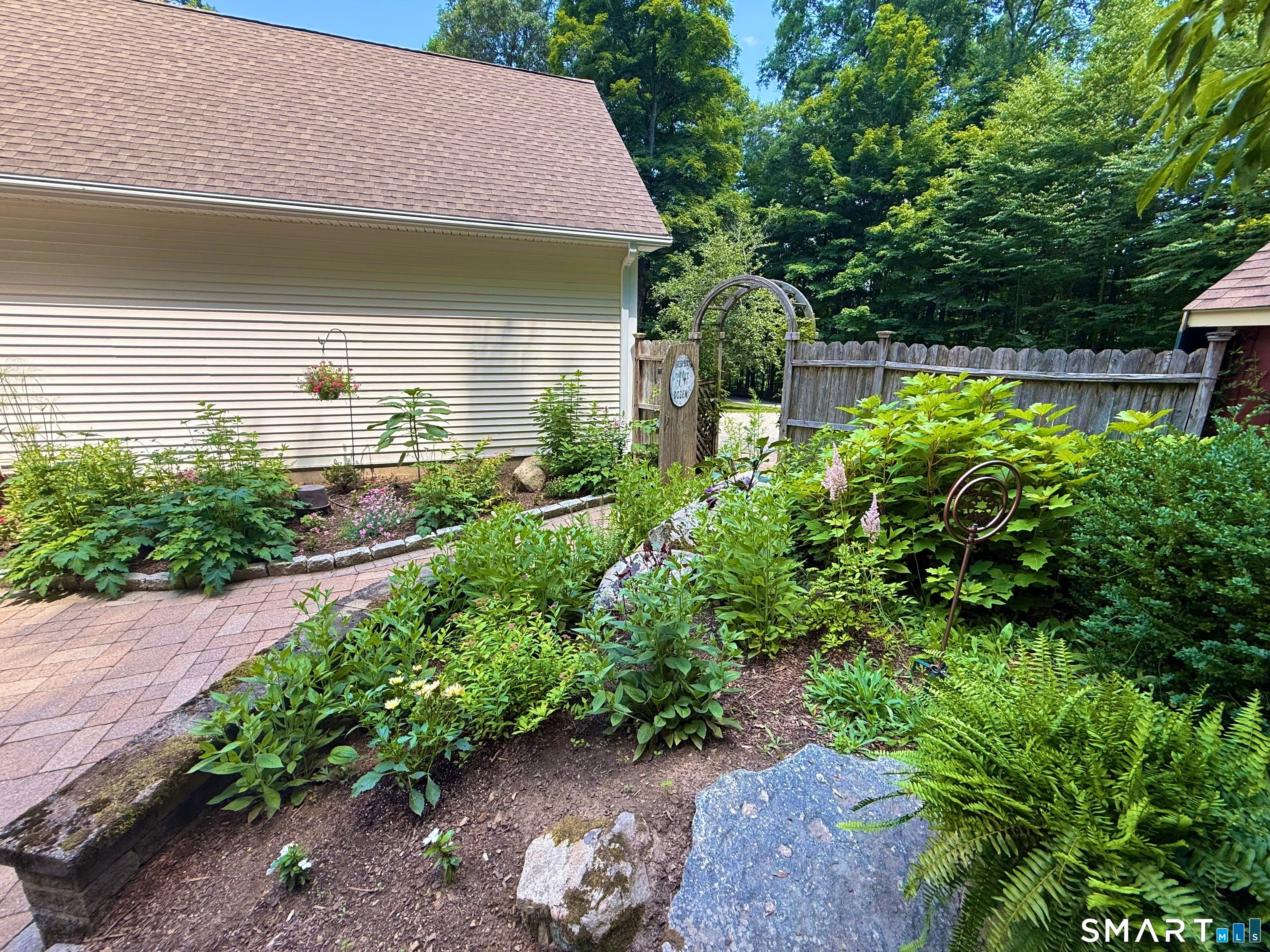 391 Squaw Hollow Road