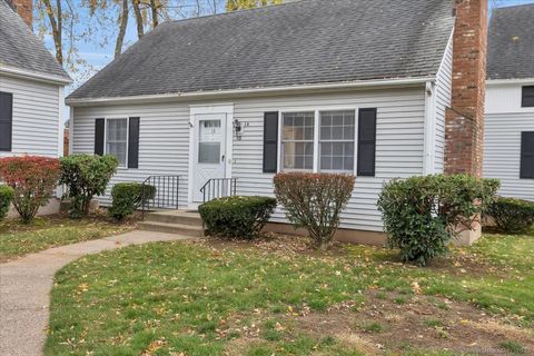 Tiny photo for 102 Wetherell Street #APT 16, Manchester, CT 06040 (MLS # 24137747)