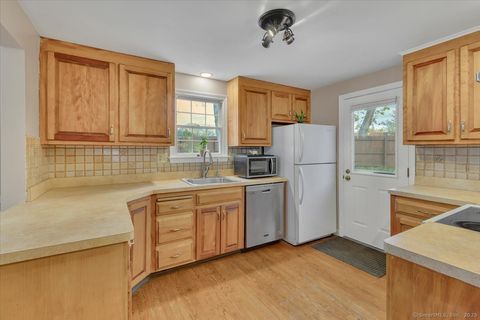 Tiny photo for 102 Wetherell Street #APT 16, Manchester, CT 06040 (MLS # 24137747)