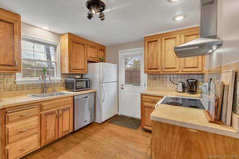 Tiny photo for 102 Wetherell Street #APT 16, Manchester, CT 06040 (MLS # 24137747)