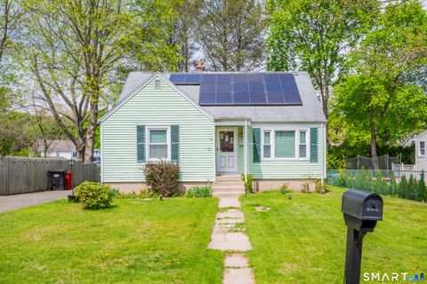 Photo of 85 Lanouette St Extension, Meriden, CT 06451 (MLS # 24169849)