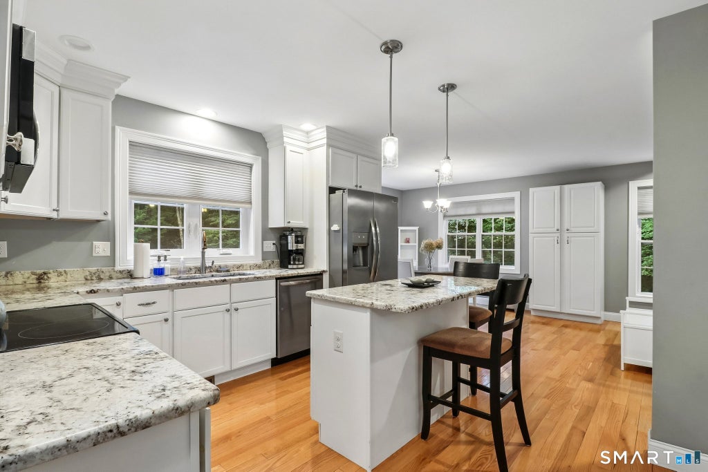 Photo of 20 Center Street, Windsor, CT 06095 (MLS # 24203687)