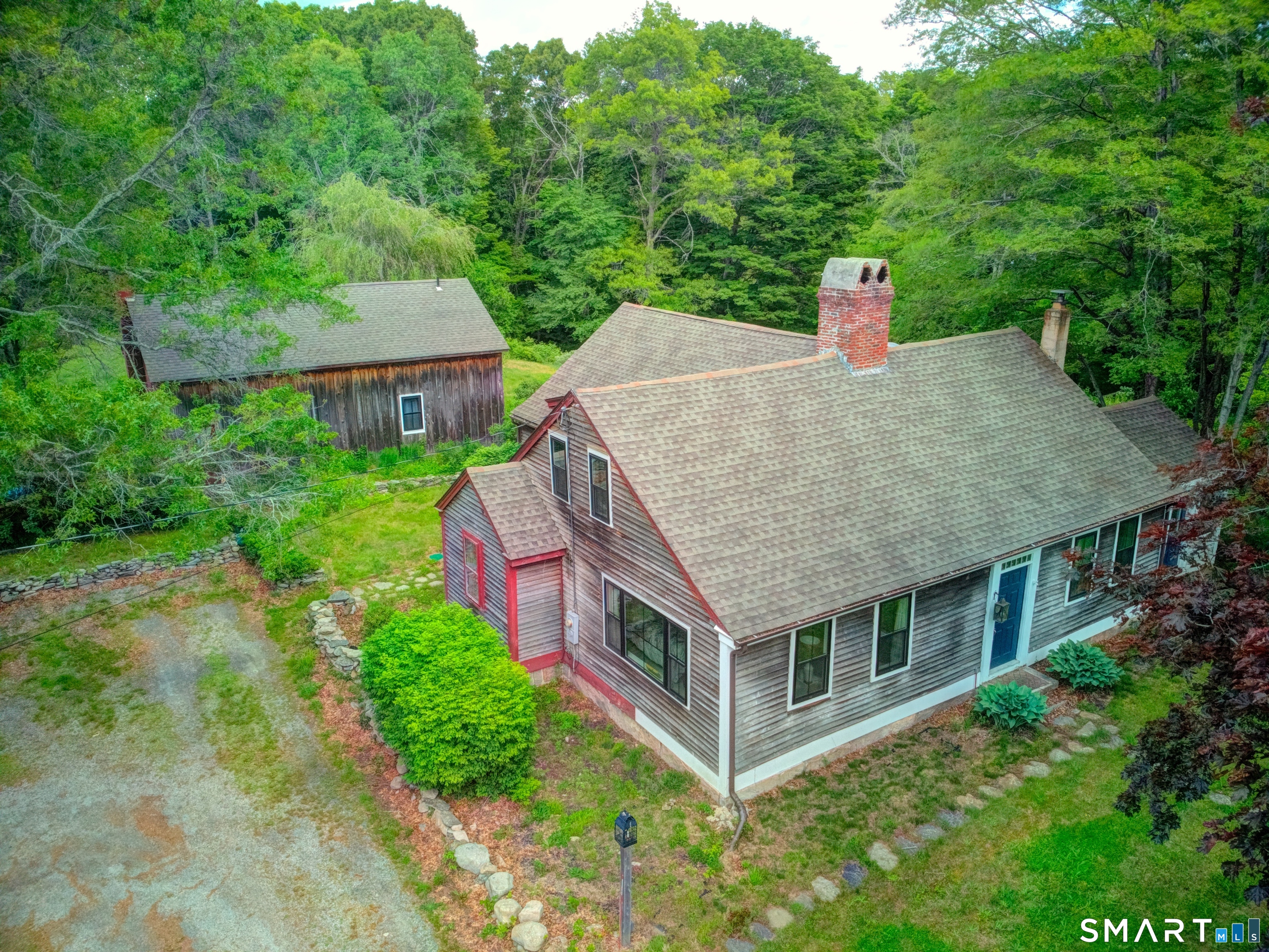 347 New London Turnpike