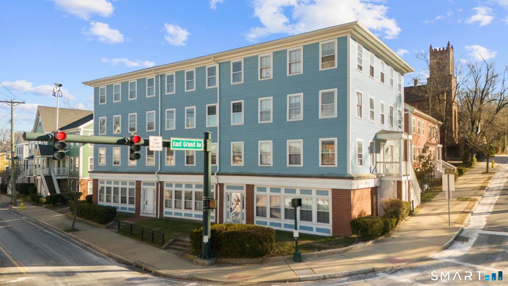 Photo of 673 Quinnipiac Avenue #673, New Haven, CT 06513 (MLS # 24144661)