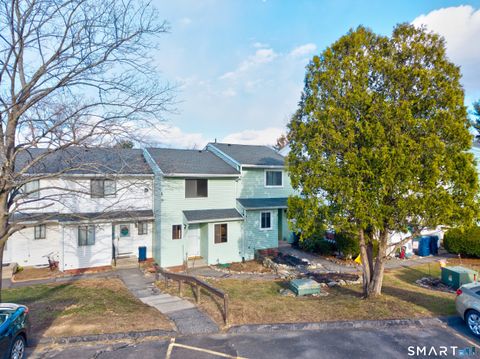 Condo For Sale - 412 Main Street #15<br/> Litchfield County, Plymouth, CT 06786