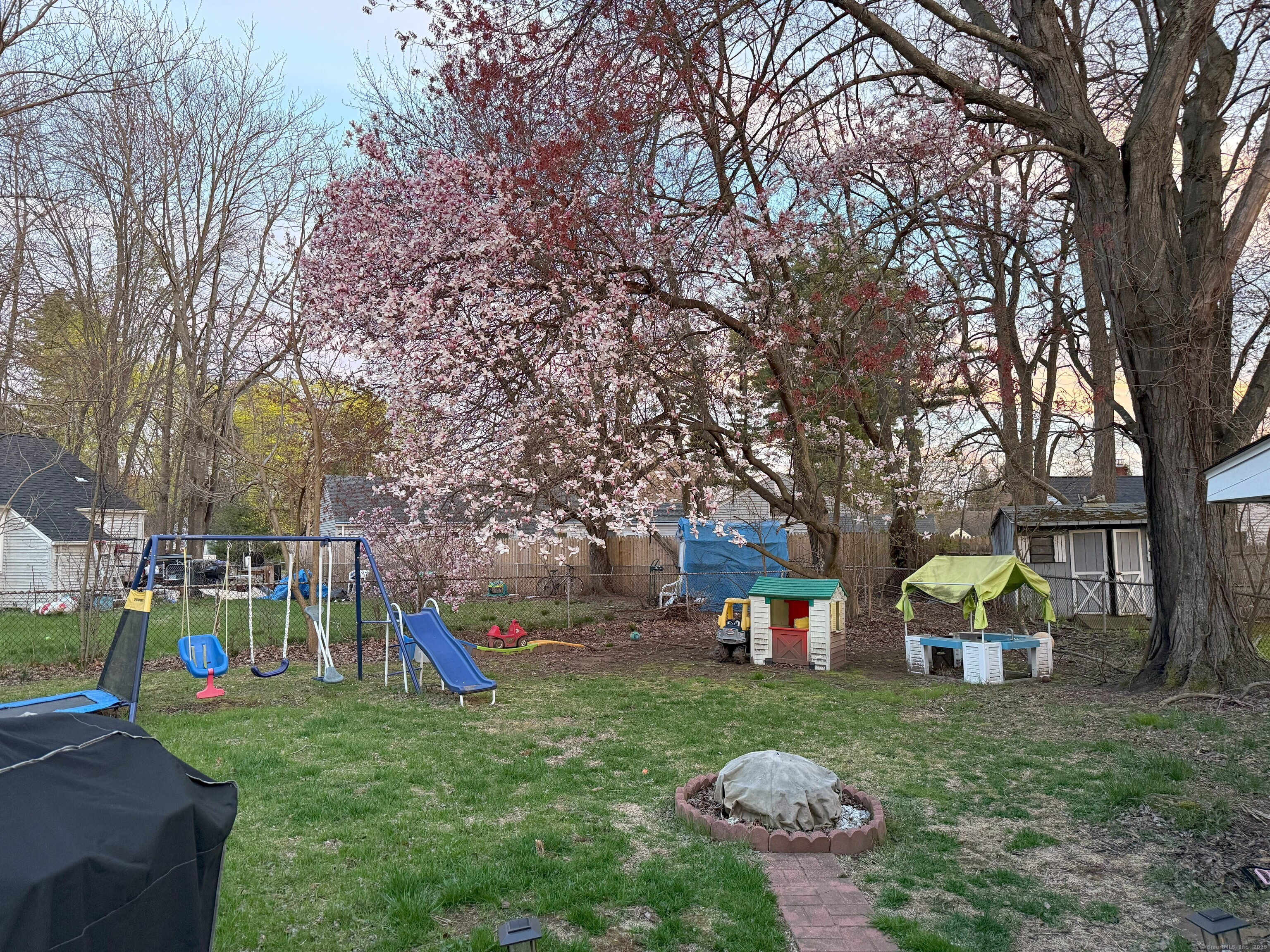 97 Crescent Drive, East Hartford, Connecticut image 16