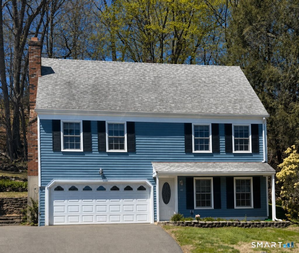Photo of 42 Ten Coat Lane, Shelton, CT 06484 (MLS # 24154281)