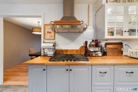 Tiny photo for 91 Dorchester Court #91, Beacon Falls, CT 06403 (MLS # 24164696)