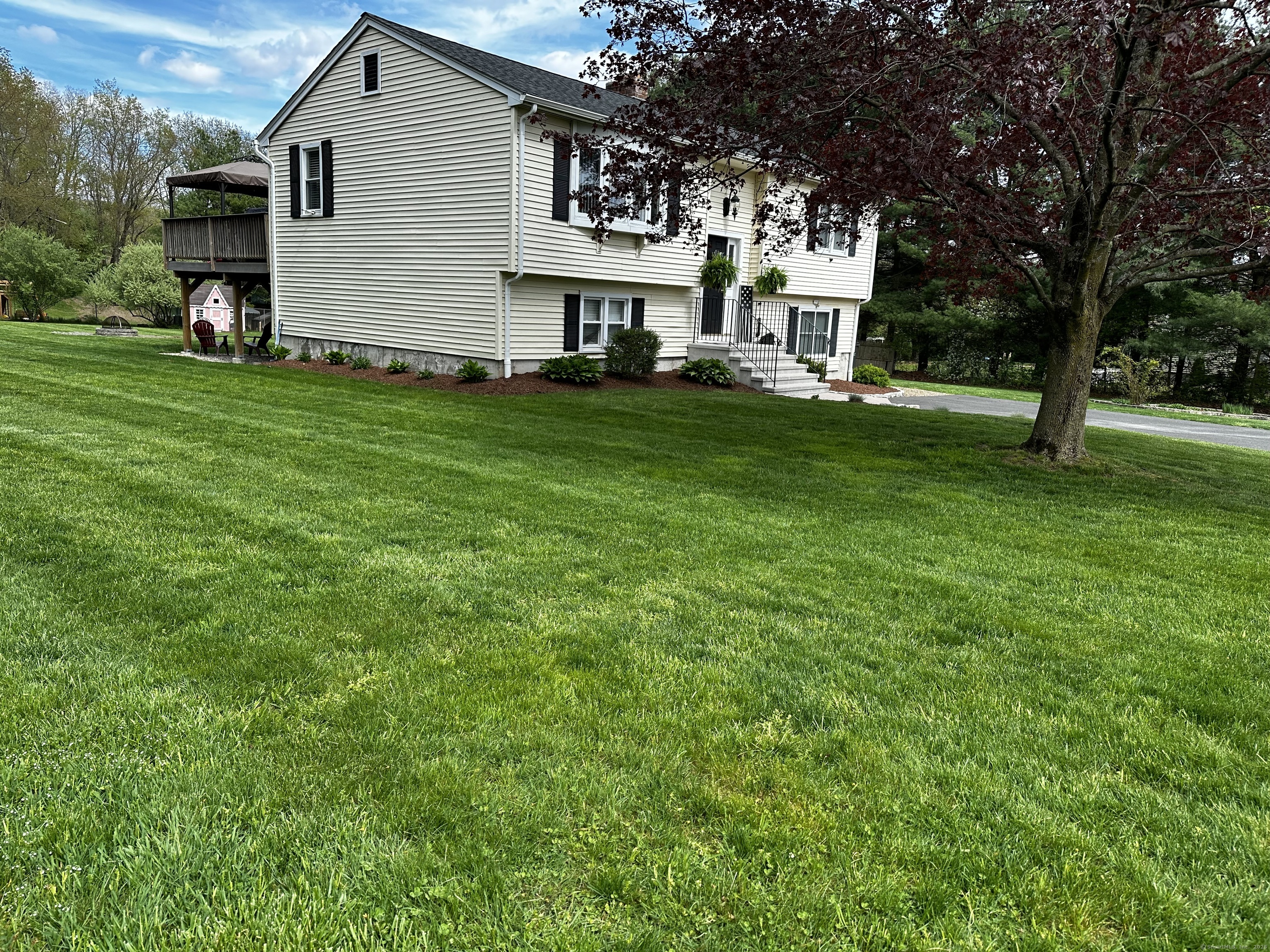 3 Sprucewood Drive, Ellington, Connecticut image 2