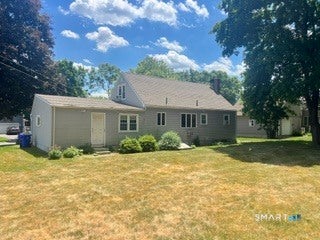 35 Circle Drive
