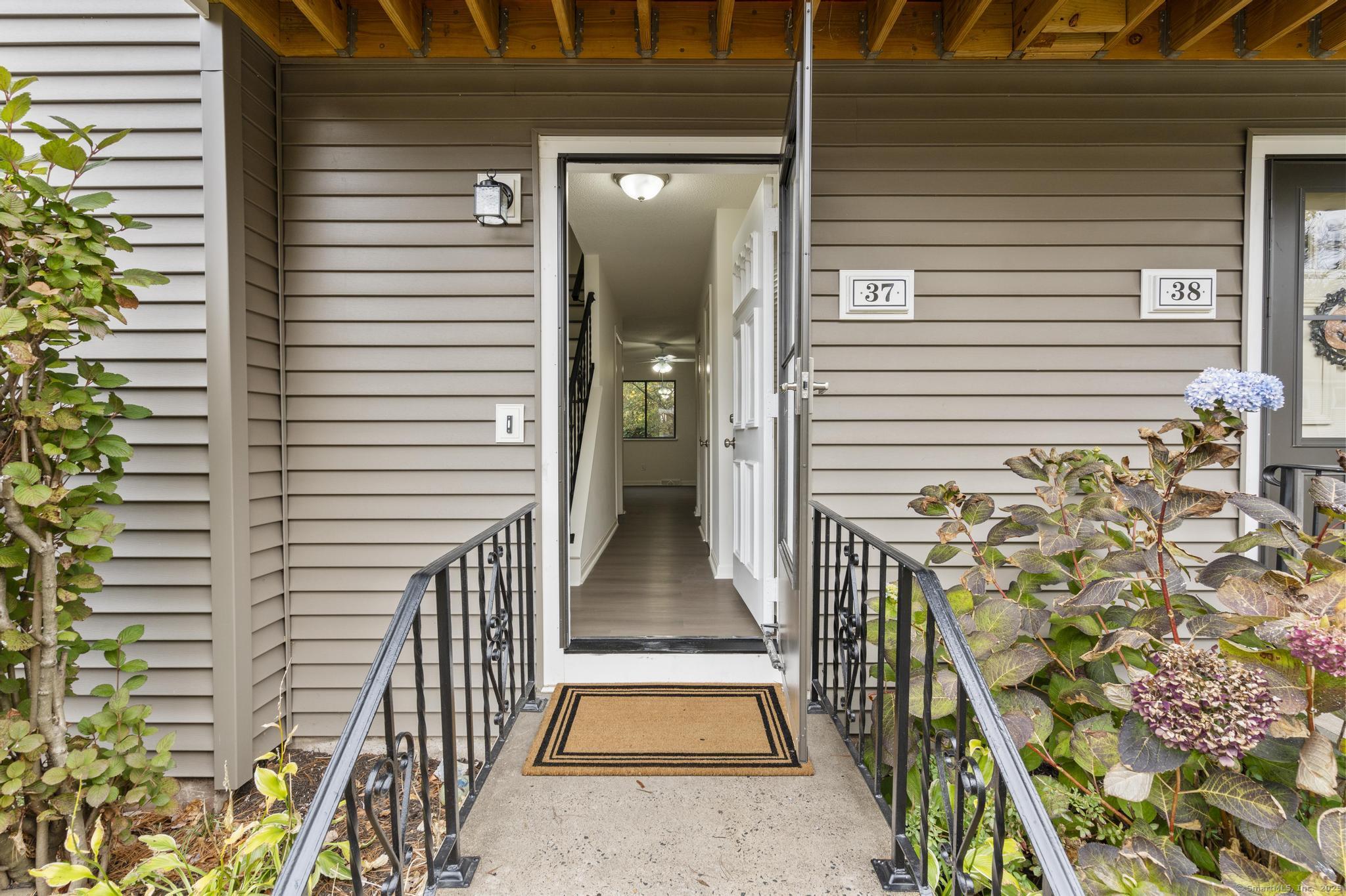 37 Orangewood West 37