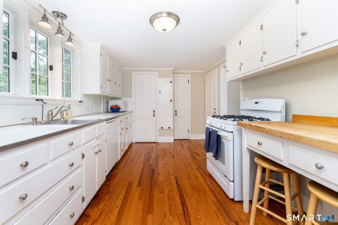 Tiny photo for 19 Westway, Wethersfield, CT 06109 (MLS # 24211353)