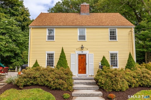 Photo of 19 Westway, Wethersfield, CT 06109 (MLS # 24211353)