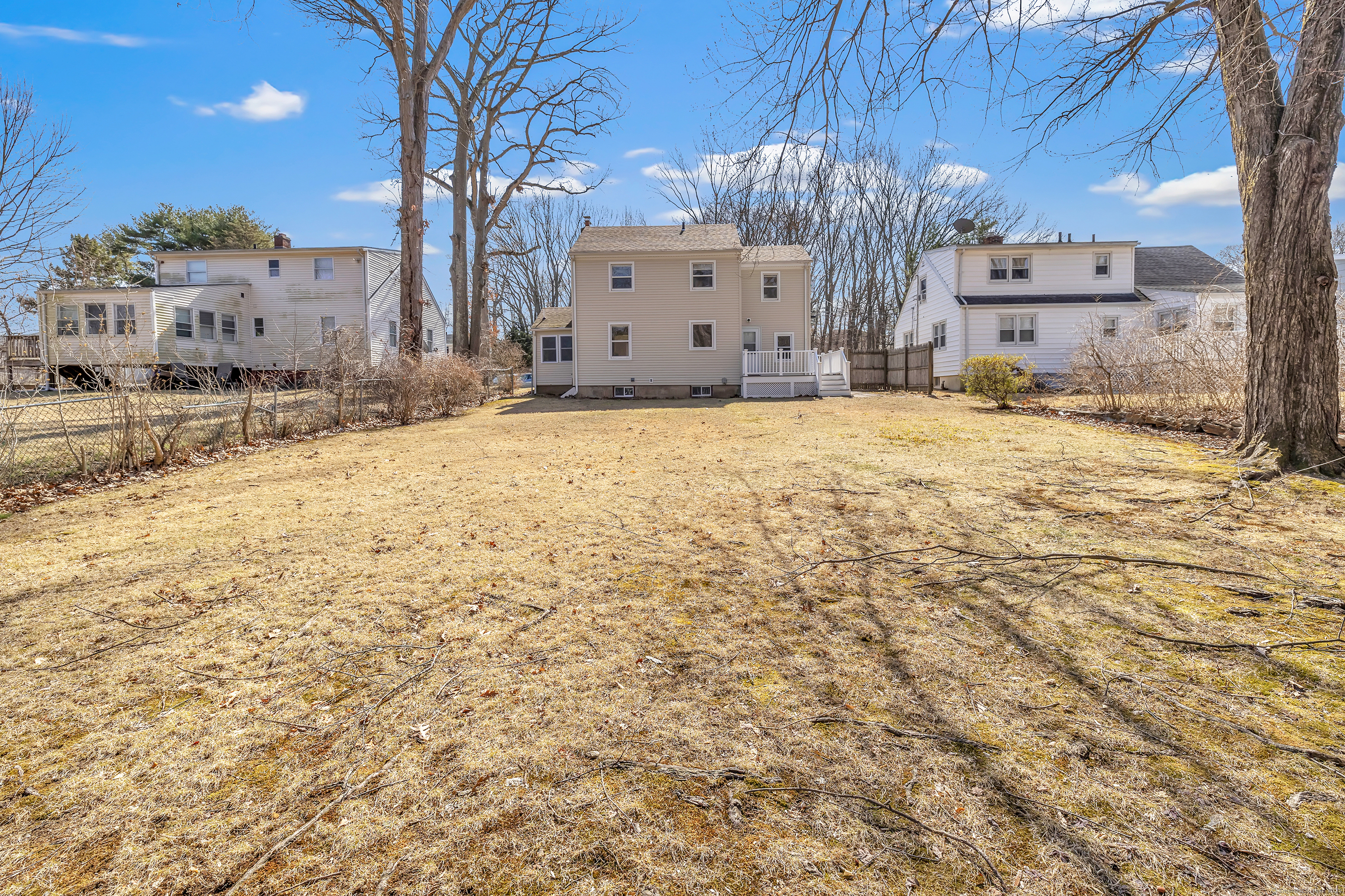 Bridgeport, Connecticut 06606, United States, 3 Bedrooms Bedrooms, ,2 BathroomsBathrooms,Residential,Pending,152975