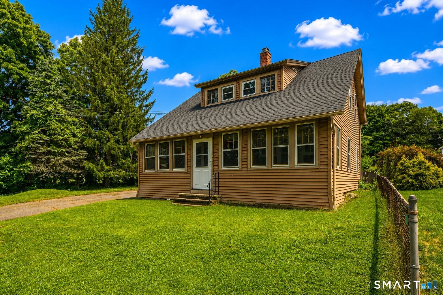 7 Maple Avenue