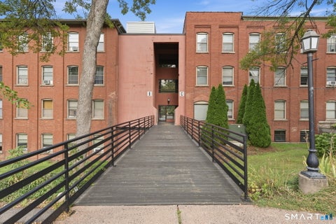 Photo of 222 Williams Street E #228, Glastonbury, CT 06033 (MLS # 24209237)