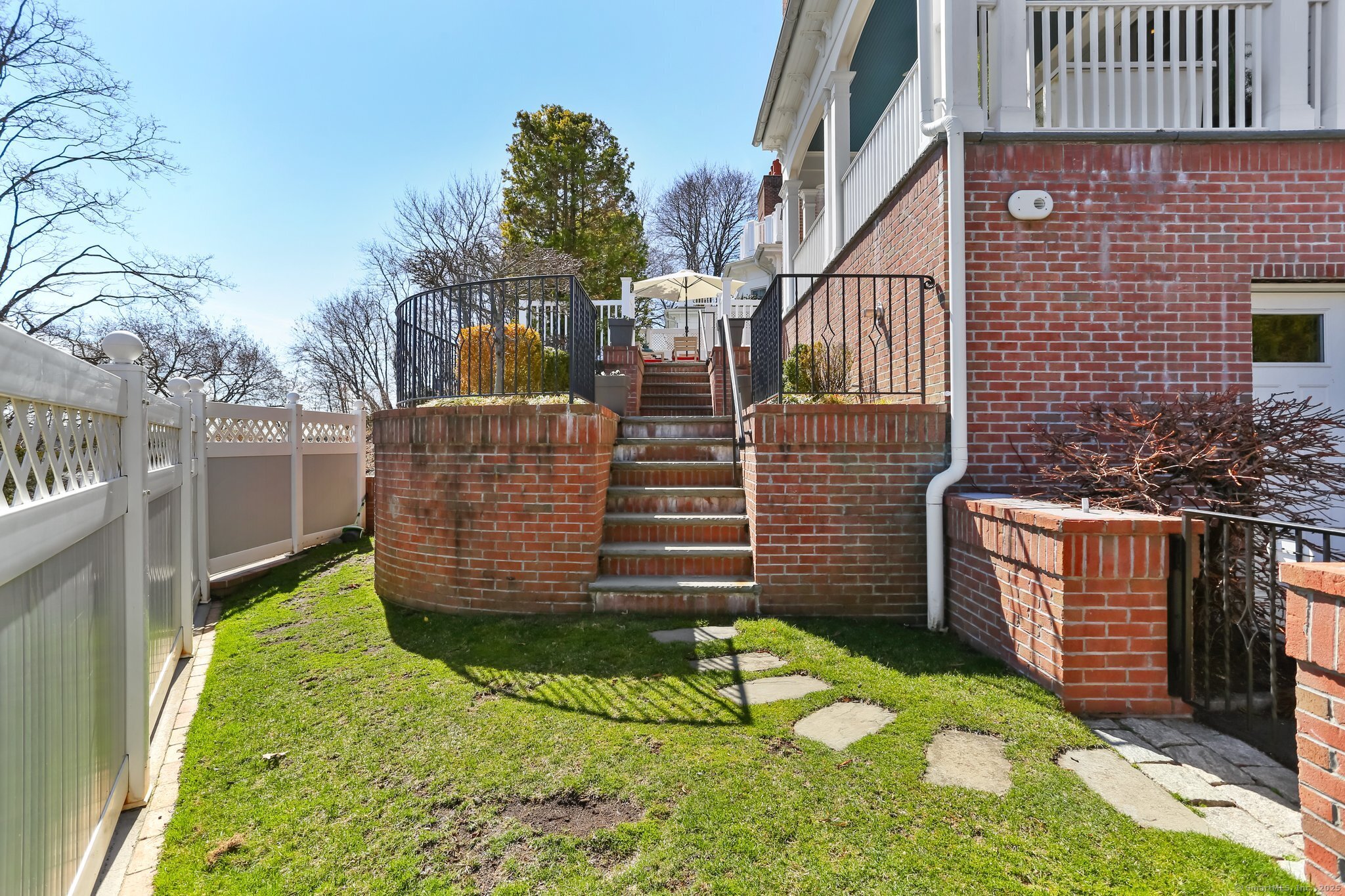 523 E Putnam Avenue #B, Greenwich, Connecticut image 37