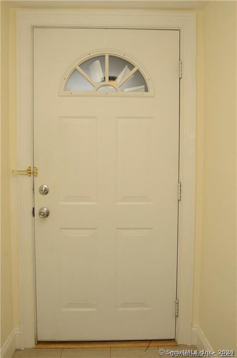 Tiny photo for 527 W Thames Street #27, Norwich, CT 06360 (MLS # 24144582)