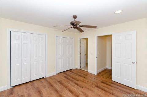 Tiny photo for 527 W Thames Street #27, Norwich, CT 06360 (MLS # 24144582)