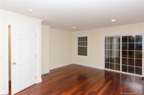 Tiny photo for 527 W Thames Street #27, Norwich, CT 06360 (MLS # 24144582)