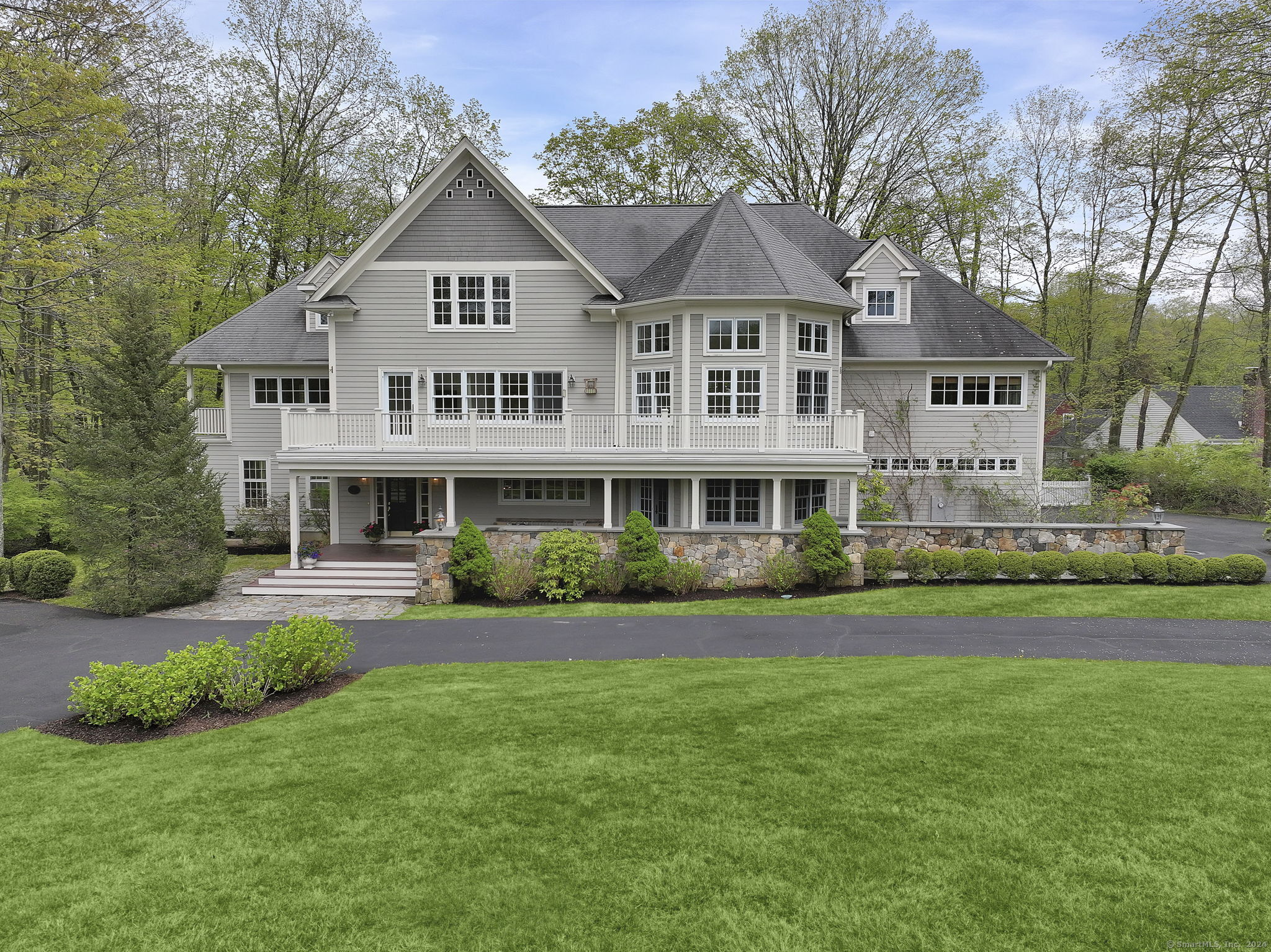 Property for Sale at 25 Lukes Wood Road, New Canaan, Connecticut - Bedrooms: 6 
Bathrooms: 7 
Rooms: 12  - $2,895,000