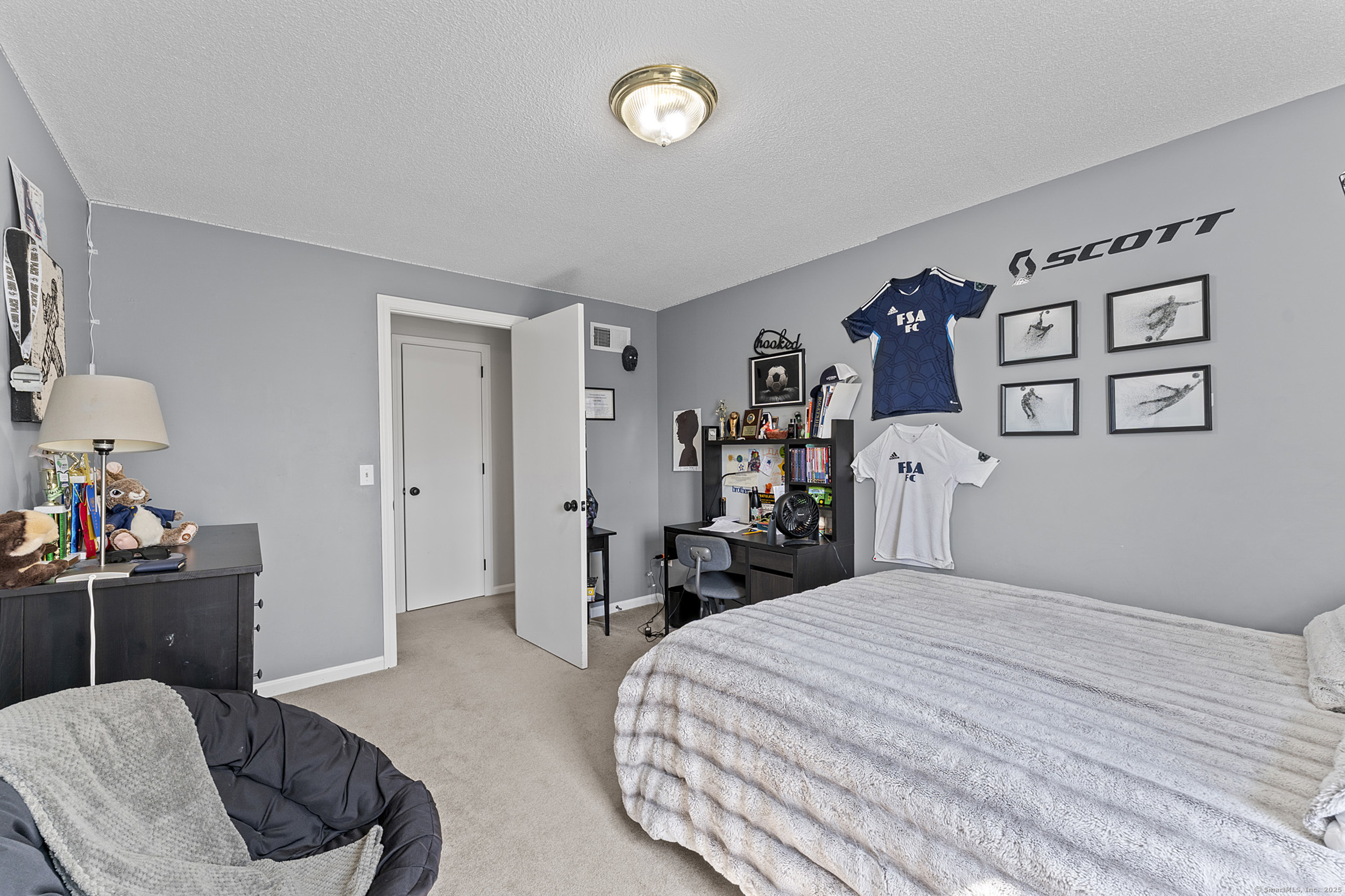 18 Hammersmith, Avon, Connecticut image 24