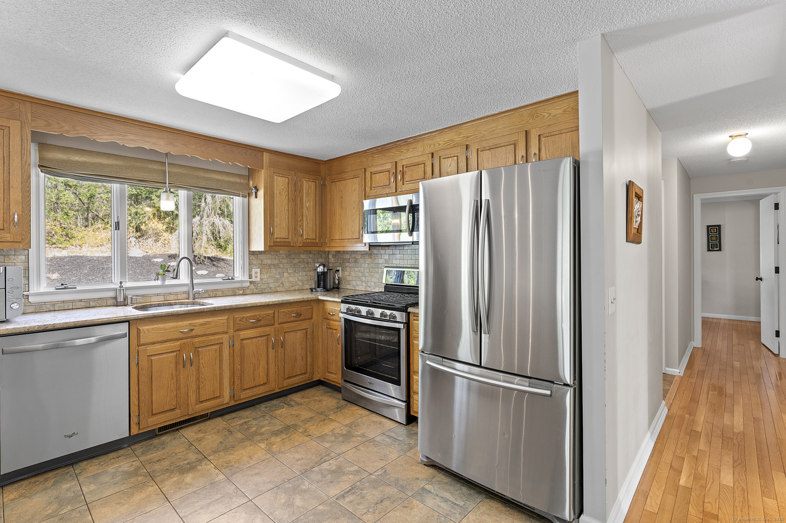 18 Hammersmith, Avon, Connecticut image 6