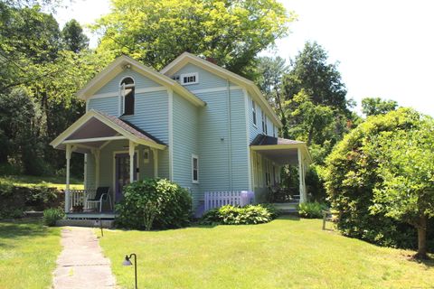 55 Liberty Street Chester CT 06412