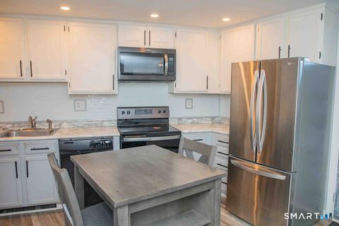 Tiny photo for 10 Maple Street #A2, Plainville, CT 06062 (MLS # 24165509)