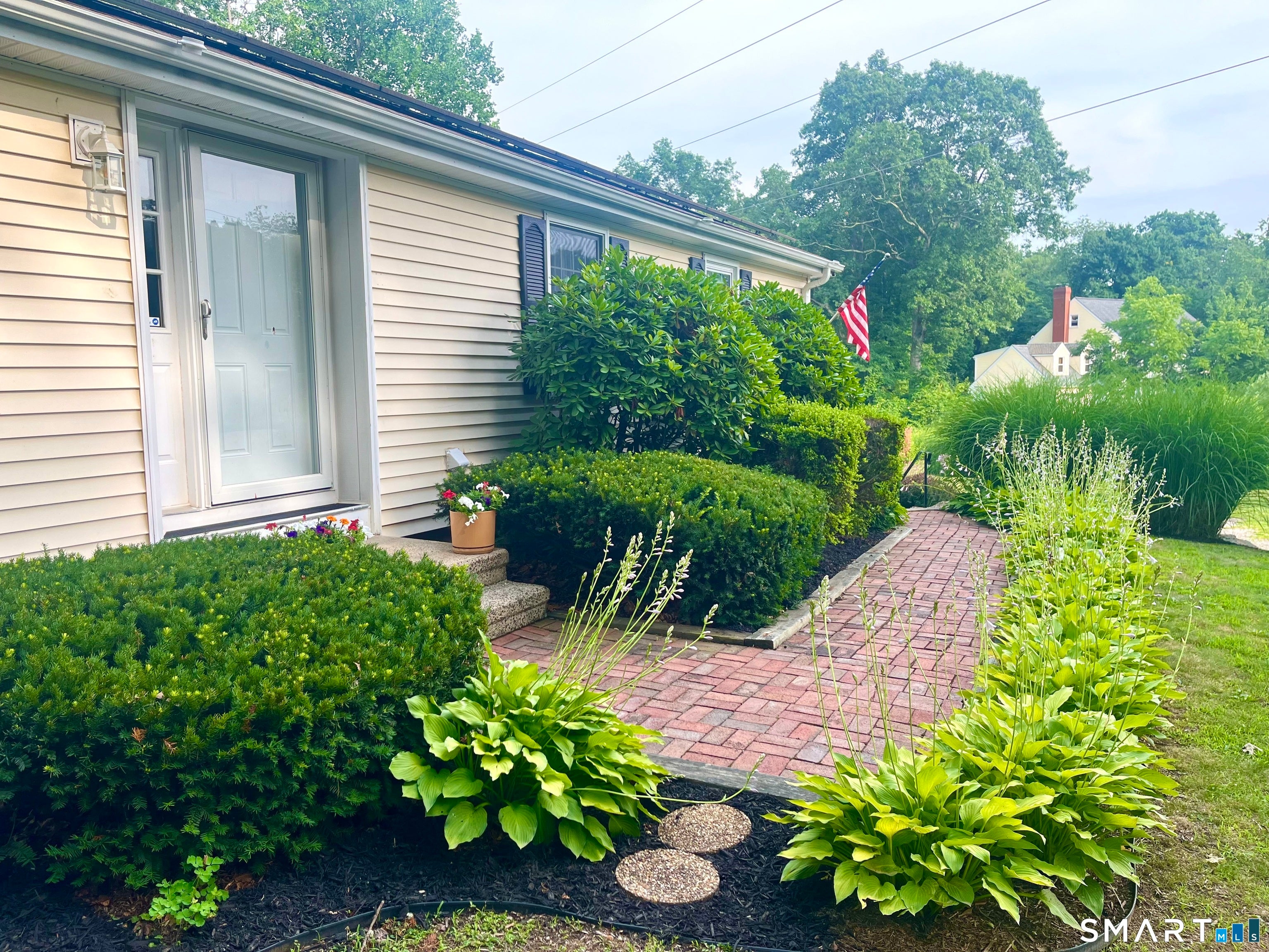 81 Briarwood Drive