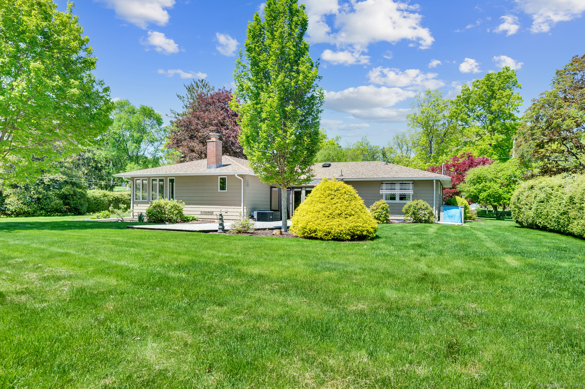 298 N Airline Road, Wallingford, Connecticut image 32